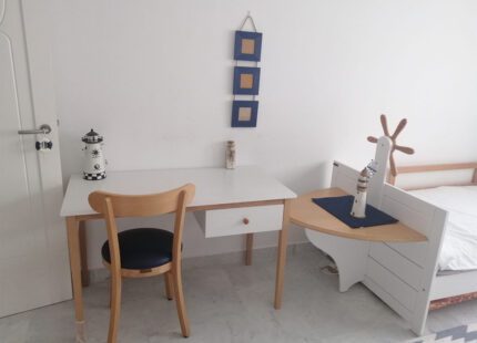 Aménagement sur mesure pour chambre d’enfant avec des meubles adaptés